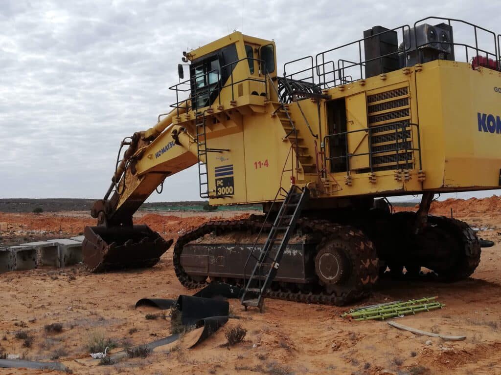 Komatsu PC3000 hydraulic mining shovel